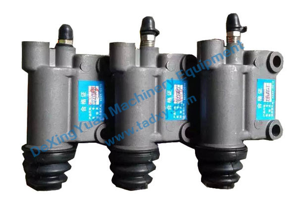 c鿴ԔϢ}Clutch Master Cylinder xΔ1698